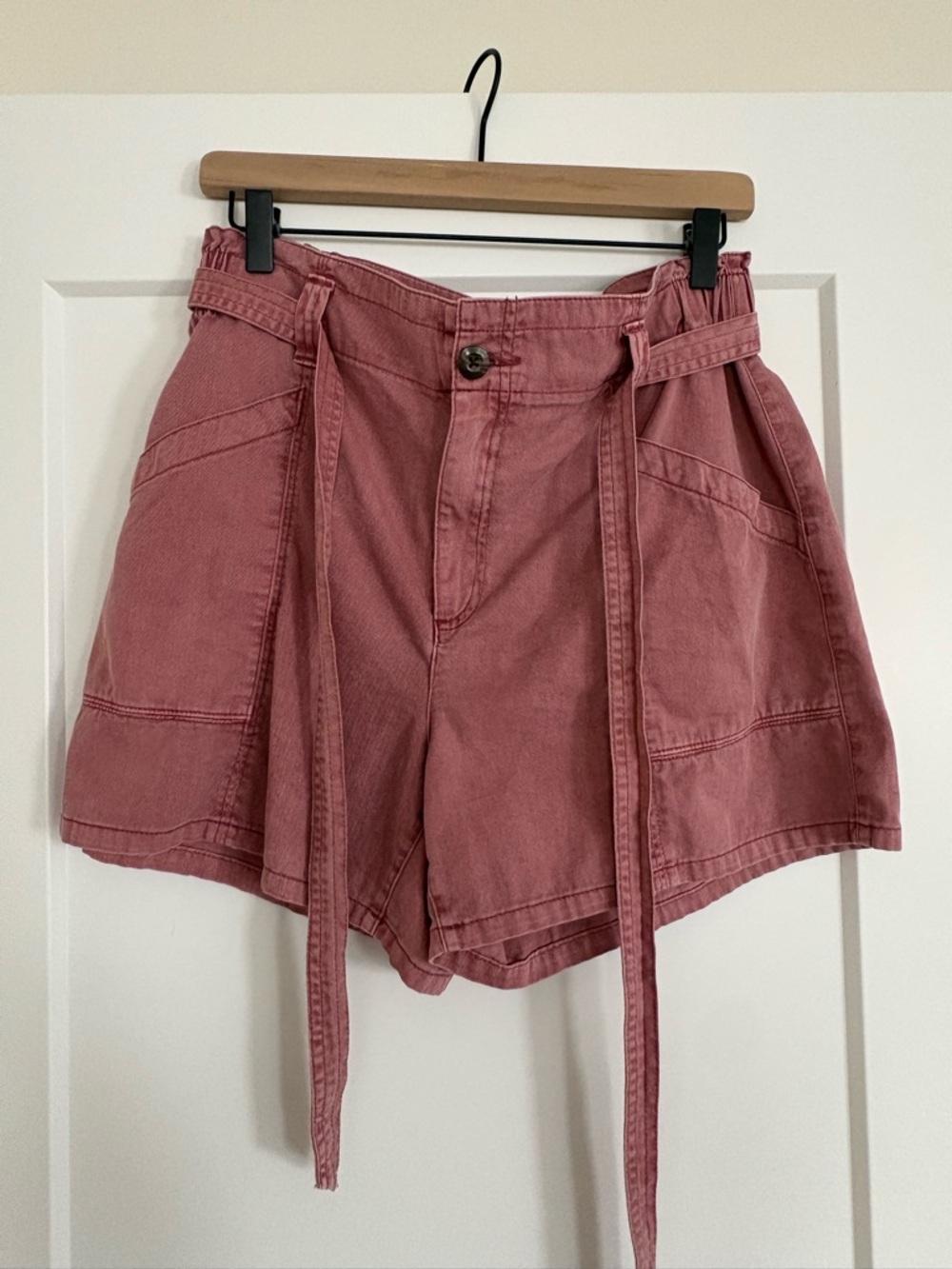 Old Navy Tie-Waist Bermuda Shorts - Dusty Rose - Picture 4 of 5